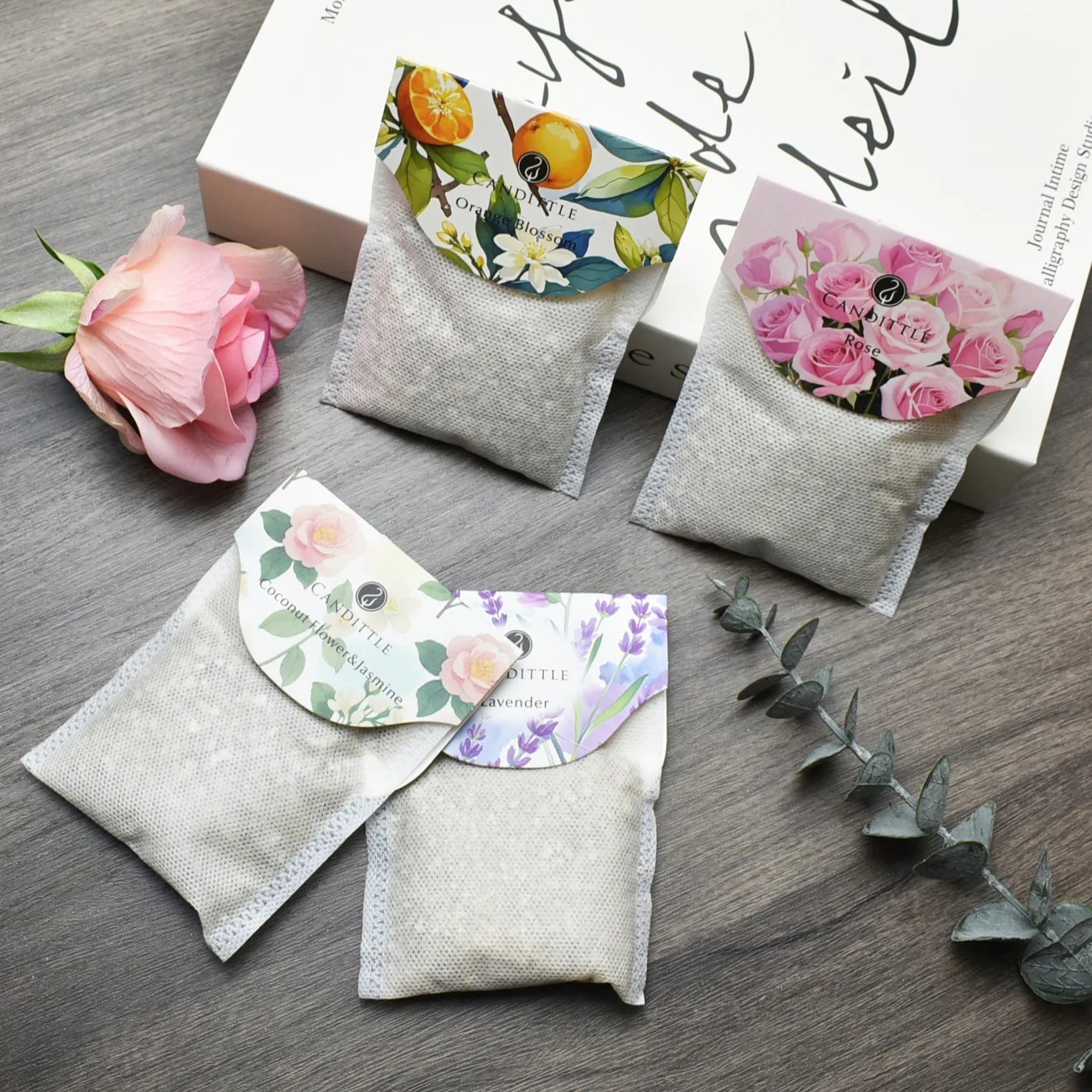 Hanging Paper Scented Sachet With Hook for Wardrobe Shoe Closet Home Fragrance Decoration Long Last